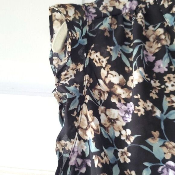 BLOUSOLOGY SLEEVELESS RUFFLE POPOVER TOP BLOUSE LARGE FLORAL FLOWY FALL BLACK - Picture 2 of 12